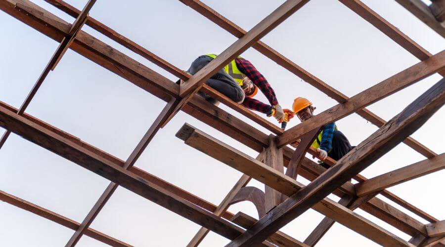 Expert Emergency Roof Repairs services in Leasburg, NC